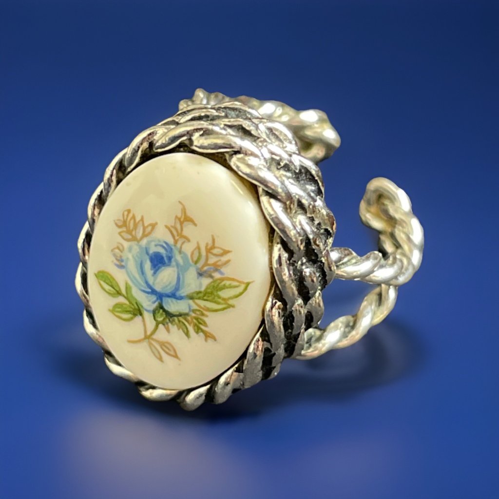 Signed Sarah Coventry Oval Blue Floral Silver-Tone Ring Size 55 Adjustable 42$